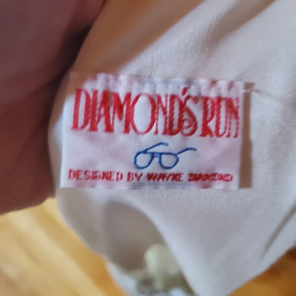 1970s Diamond's Run White & Gold Metallic Lace Dre - Picture 6 of 6